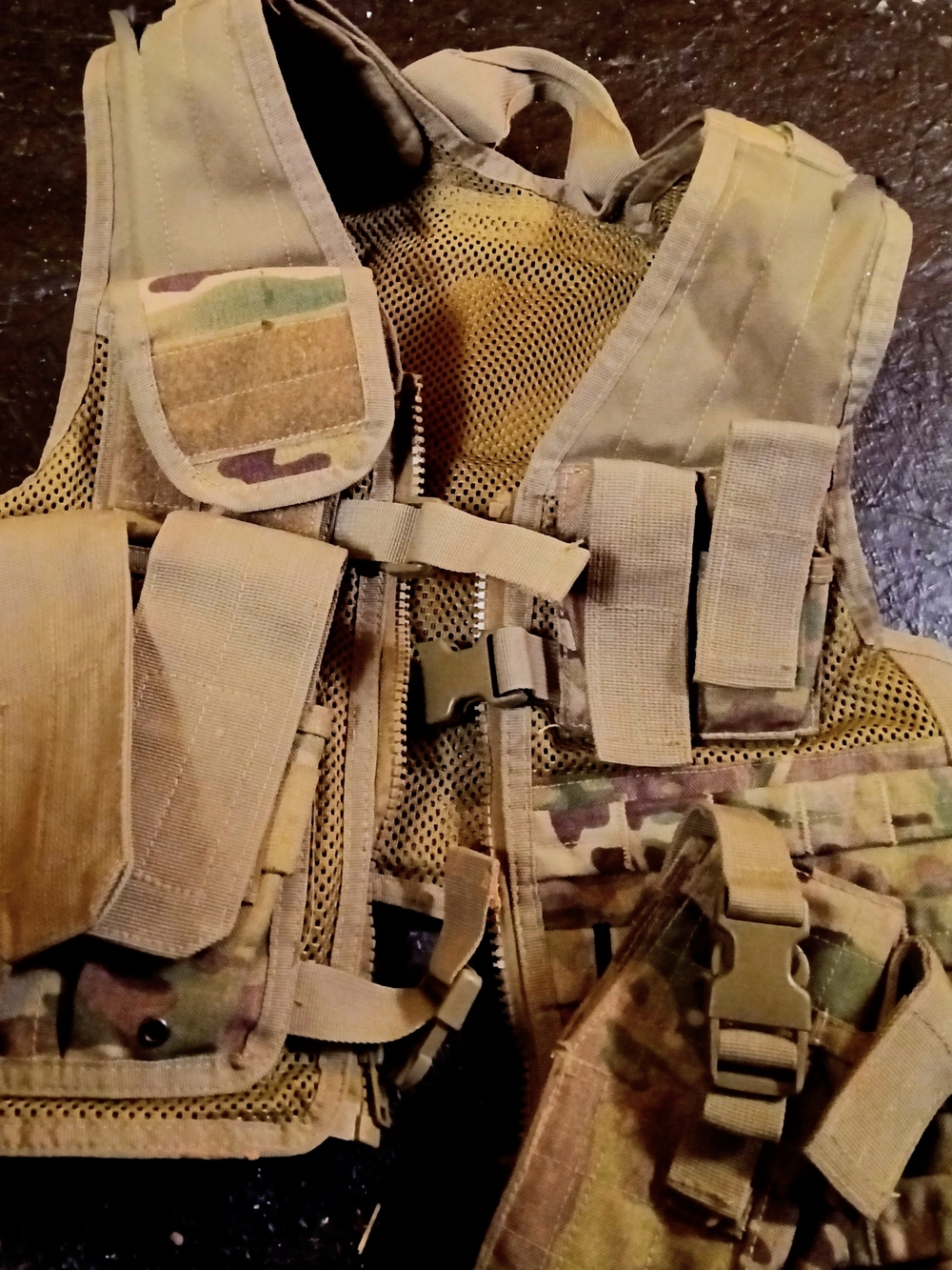 Kids Tactical Vest Costume - Tan Camo